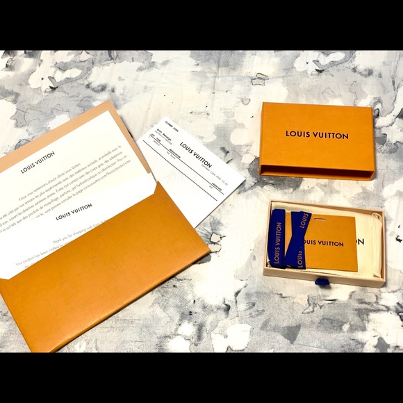 β¨ SOLD β¨Louis Vuitton Monogram Key Pouch πβ¨ - Picture 6 of 9